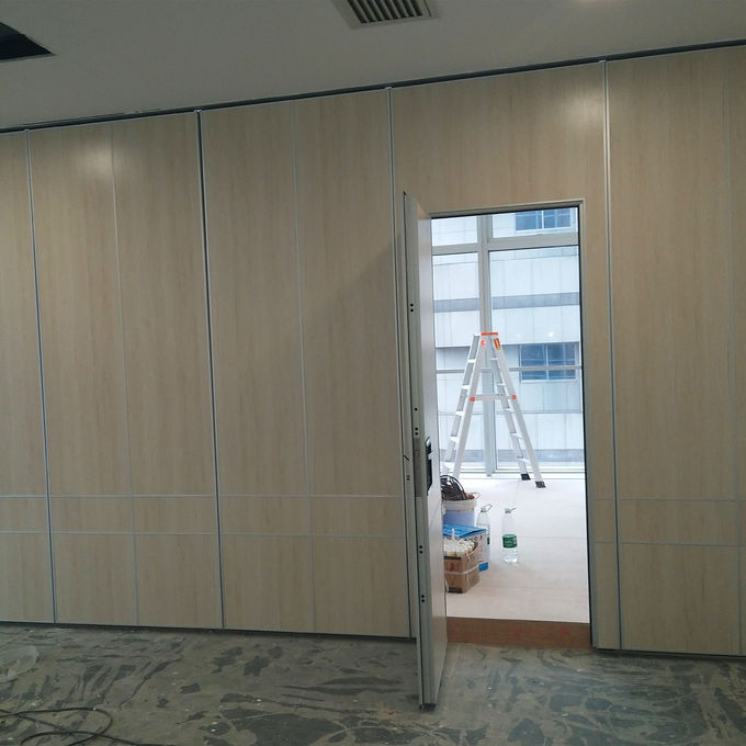 Akustische faltende Trennwand-bewegliche Aluminiumtür für Konferenzzimmer