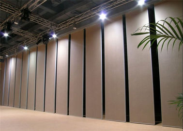 Einfach betreiben Sie Konferenzsaal-Trennwände 2000/13000 Millimeter Mehrfarben Höhe