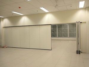 Hölzerne Büro-Innentrennwände/Schwamm-Gewebe-gleitender akustischer Raum-Oberflächenteiler