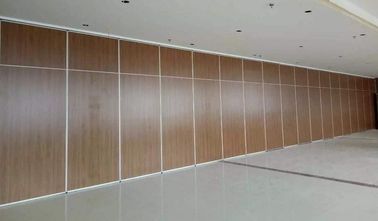 Solide Beweis-Konferenzsaal-Fächer, Gewebe mit Finishs-dekorative hölzerne gleitende faltende Wände