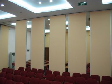 Multi Farbgewebe-Oberflächen-Büro-Trennwand mit dem Schieben der Aluminiumtür