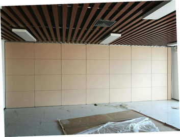 Akustische Raum-Teiler der Melamin-Oberflächen-Gremiums-Höhen-5m für Konferenzsaal/faltbare Trennwand