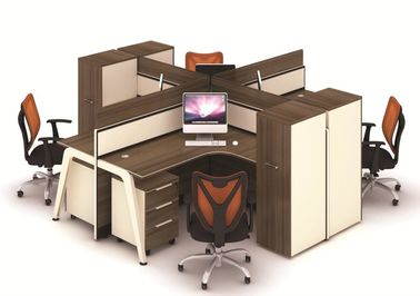 Multi Farbbüro-Möbel-Fach-, Mattglas-und Metallbrett-Schreibtisch öffnen das 4 Personen-Büro-Arbeitsplatz