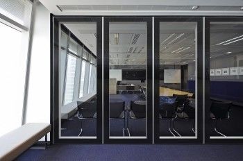 Aluminiumbahn-Profil für doppelte akustische Glasfalten-bewegliche Büro-Glaswand-Trennwand