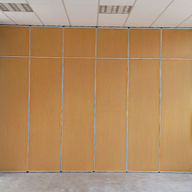 Konferenzzimmer-faltende Trennwände mit Durchlauf durch Tür-Zugang
