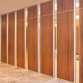 Schalldichte bewegliche Türen, die Trennwand-Holzoberfläche ISO9001 schieben