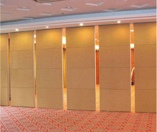 Akustische ISO9001 Trennwände/Veranstaltungsraum-funktionelle faltende Fach-Türen