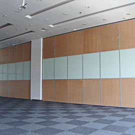 Beweglicher Konferenzzentrum-beweglicher Teiler-modulare akustische faltende Schirm-Glaswand-Trennwand für Krankenhaus