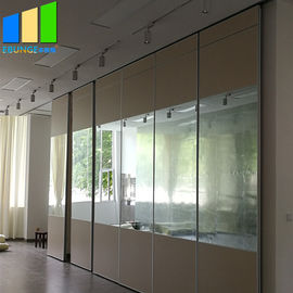 Gehangene akustischer Trennwand-beweglicher Aluminiumspiegel-Glaswand-Spitzenfalte spiegelte Raum-Teiler-Schirm wider