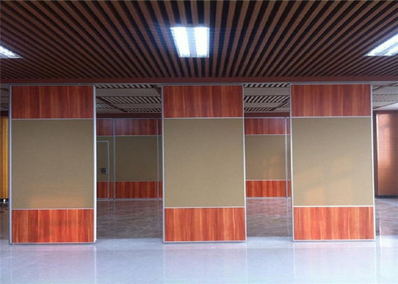 Funktionssteuerung der funktionellen Wand des Klassenzimmers für das Schulveranstaltungshallen-Raumteilen