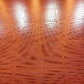 Solides Prüfen-logierent akustische perforierte Decken-Wandverkleidung Orange