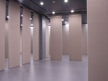Ausstellung Hall/Büro-Trennwand-akustische Falte funktionell