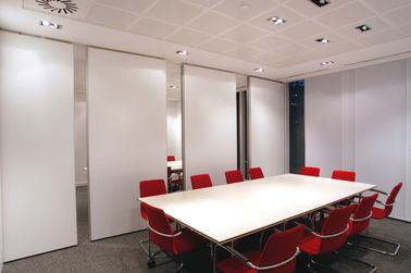 Schieben von Büro-Trennwänden/von dekorativen Konferenzsaal-Teilern