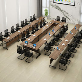 Hölzerne Gemeinschaftsunterricht-Raum-Schreibtische/faltbare Konferenz-Tischplatten mit Rädern
