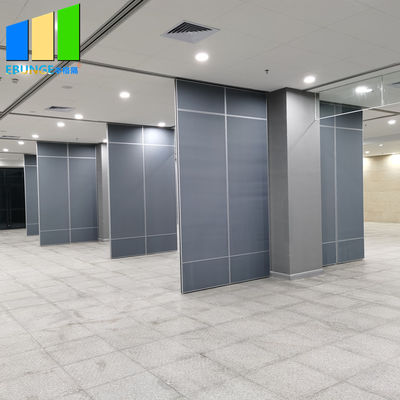 Wandplatten aus Stoffen für die Dekoration