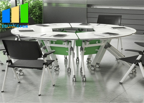 Modulare Konferenzzimmer-Falten-Schreibtisch-Falten-Büro-Trainings-Tabelle mit Rädern
