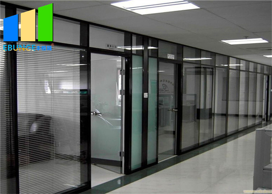 Doppelt-ausgeglichenes Glasaluminiumrahmen-örtlich festgelegtes Büro-Fach für Konferenzzentrum